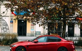 汽车轮毂的一样平常
代价
是多少？