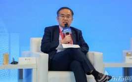 许正宇：香港正积极
发展成为一个更完备的资产和财产
管理中心