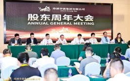 吴向东：始终走品牌高端化蹊径，不绝提拔
产物
品格
与品牌代价
，以应对将来
市场的挑衅
