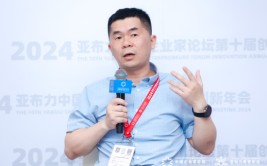 叶军点赞ChatGPT、吐槽百度搜刮
：10条结果满是
广告
