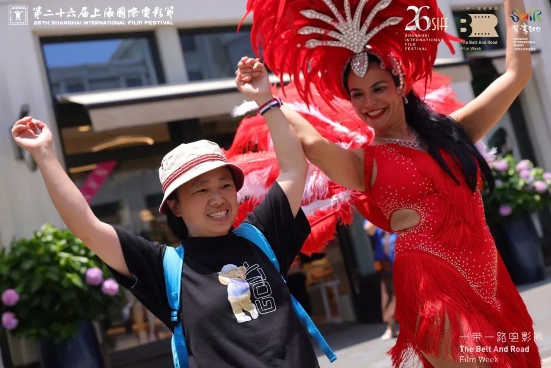 藏在影戏
节里的都会
“买卖
” 藏在影戏
节里的都会
“买卖
” 时时快讯