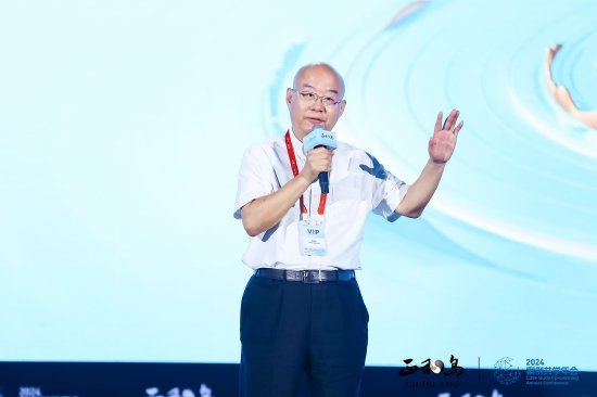 正和岛首创
人刘东华：正和岛是一个“无穷
游戏”，通过新链接方式拥抱新变量 时时快讯